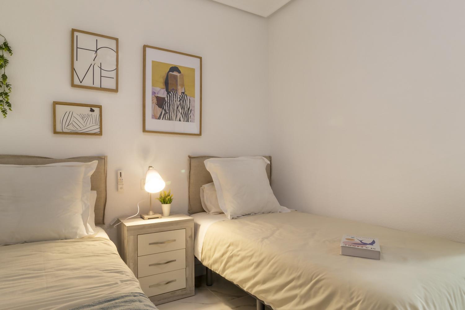 Apartamento Pink SUNBIRDS-Playa del Cura Torrevieja Exterior foto